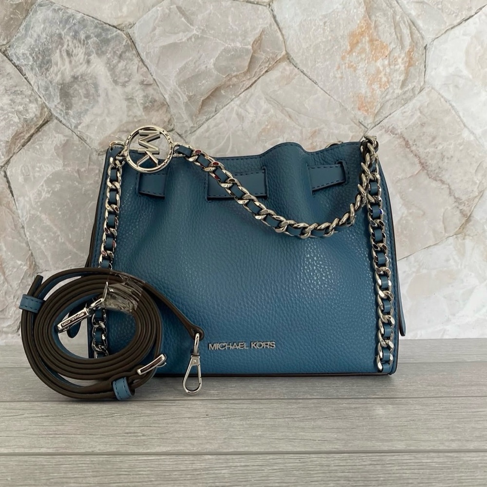 Michael Kors Mina Small Blue Crossbody Bag with Chain Detail - Picture 2 of 8